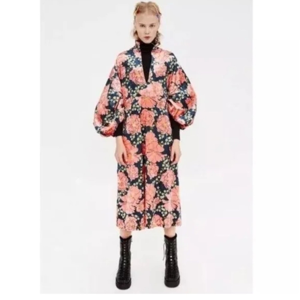 Zara Floral Long Sleeve Dress in Pink and Black Velvet Balloon Sleeves